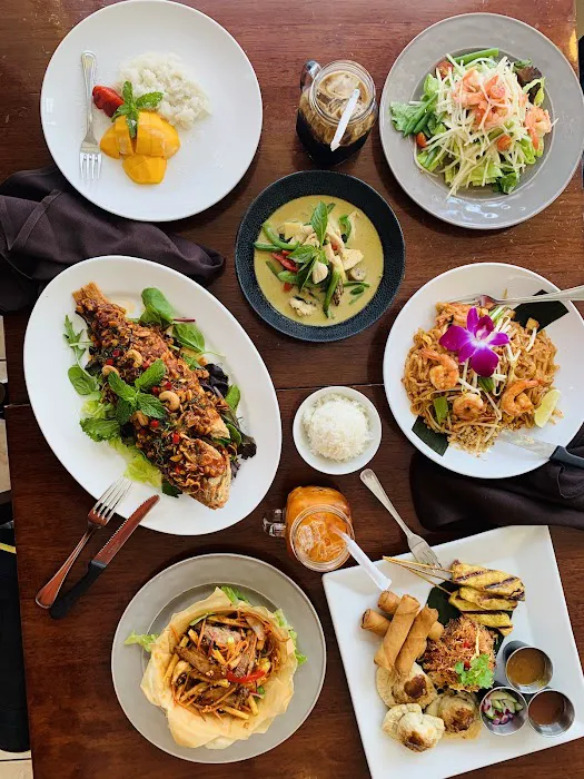 Thai Essence Picture 4