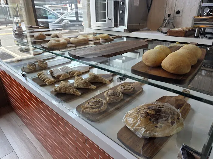 Aroma de Cafe Restaurant Bakery & Bar Picture 2