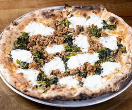 Luna Wood Fire Tavern