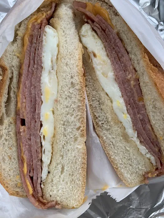 Hometown Deli & Grill Picture 4