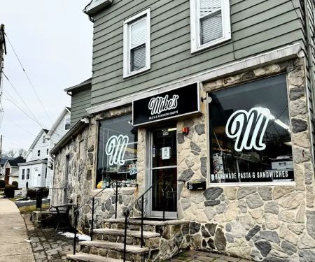 Mike's Pasta Shoppe