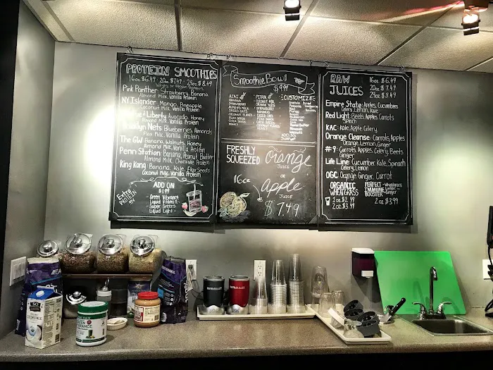 Manhattan Juice Bar & Cafe Picture 8