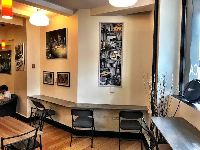 Manhattan Juice Bar & Cafe Picture 2