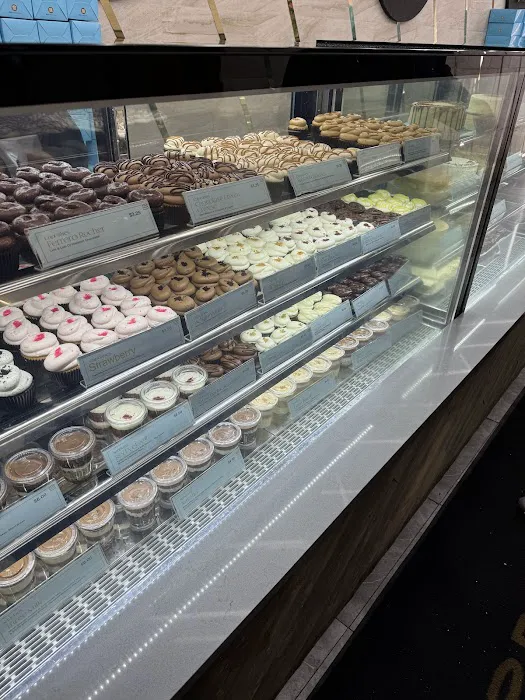 Layers Bakeshop Picture 8