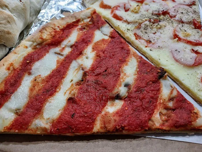 Marios Pizza Picture 1