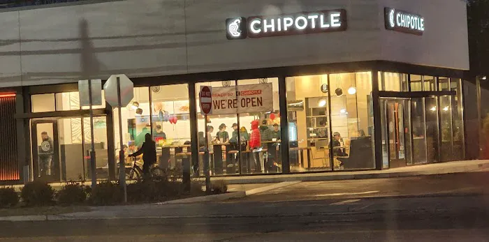 Chipotle Mexican Grill Picture 9