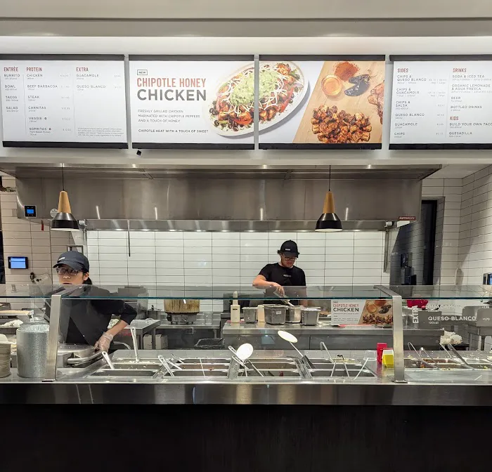 Chipotle Mexican Grill Picture 10