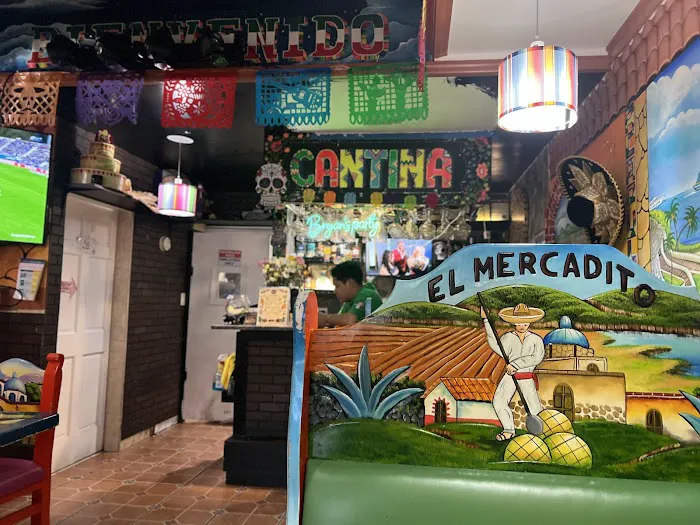 El Mercadito Picture 3