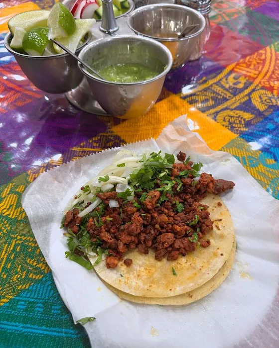 Azteca Deli & Restaurant Picture 6