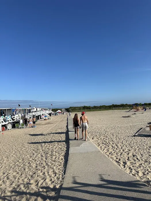 Breezy Point Surf Club Picture 9