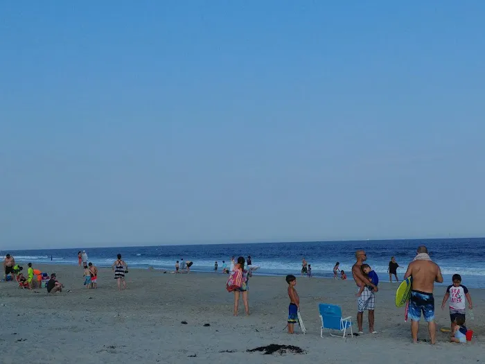 Breezy Point Surf Club Picture 7