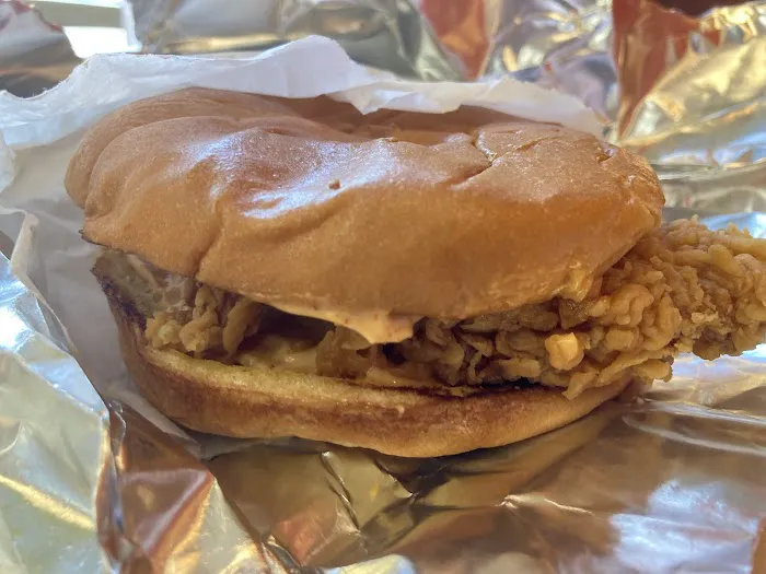 Popeyes Louisiana Kitchen Picture 2