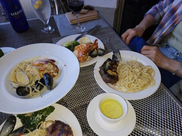South Fin Grill Picture 6