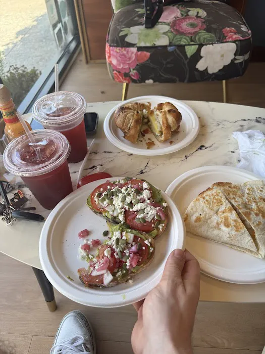 Bloom Cafe Picture 8