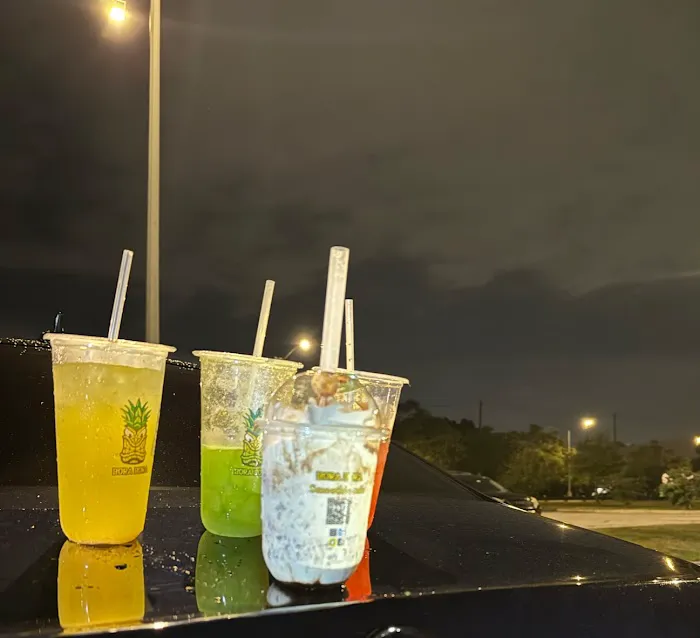 Bora Bora Smoothie Cafe - Staten Island Hylan Blvd Picture 6