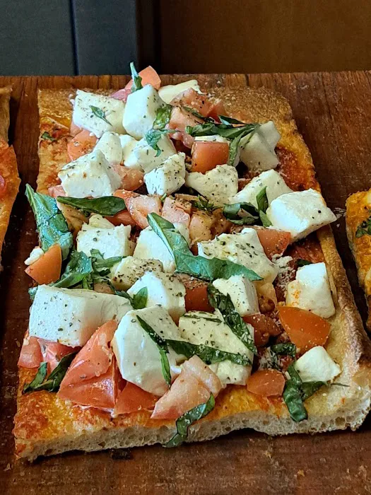 Pizza Mia Picture 9