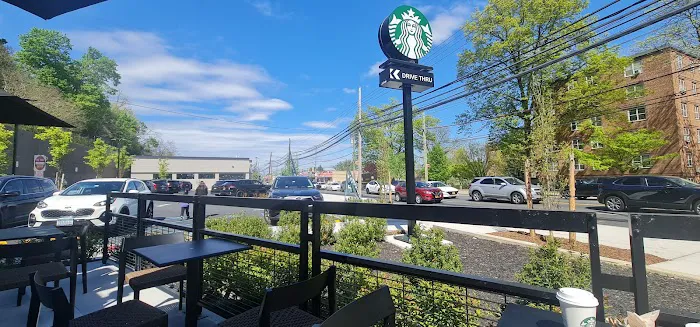 Starbucks Picture 2
