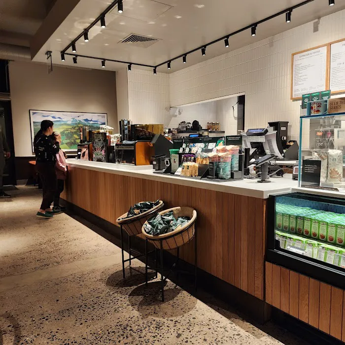 Starbucks Picture 7