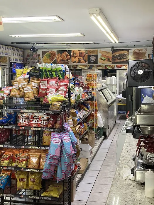 Amazing Deli Picture 9