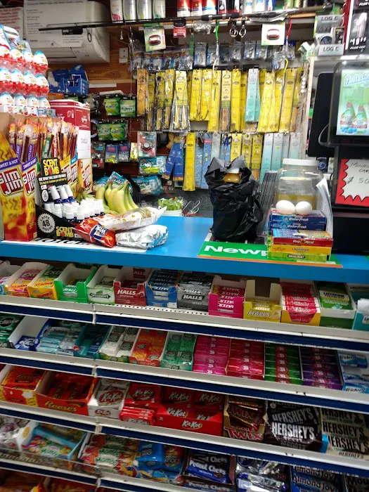 Amazing Deli Picture 4