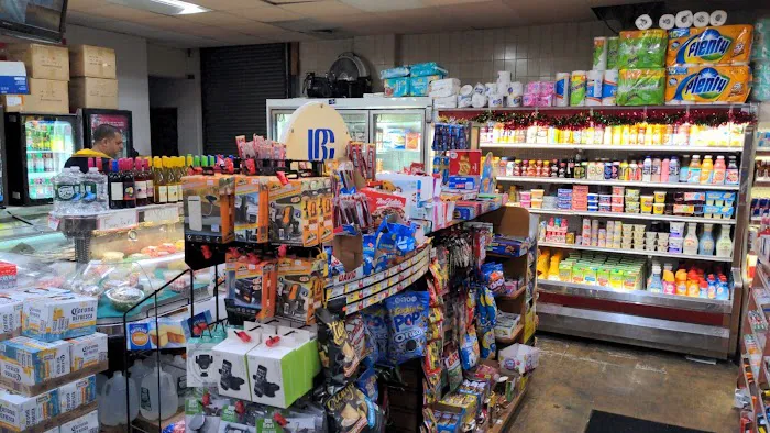 Hylan Dairy Deli Meats & Bagel Picture 10