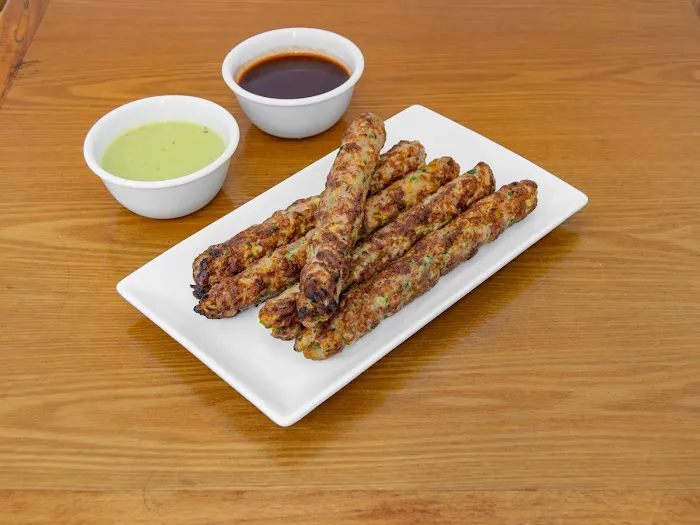 Alhumza - Pakistani/Indian - Halal Meat, Restaurant and Grocceries Picture 6