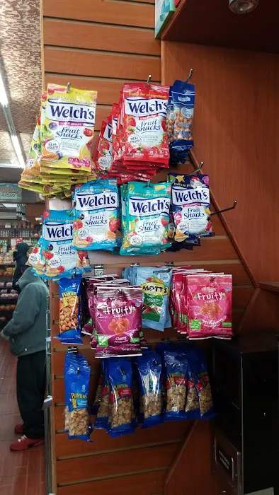 Richmond’s Convenient Deli Picture 6