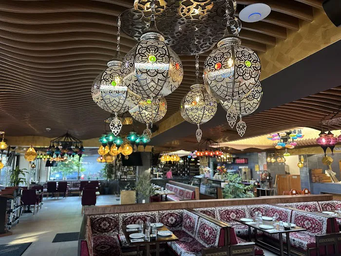 Opera Cafe Lounge Picture 9
