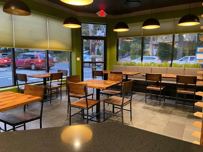 El Pollo Restaurant & Bar Picture 2