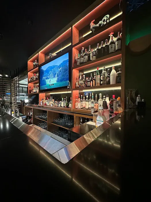 El Pollo Restaurant & Bar Picture 4