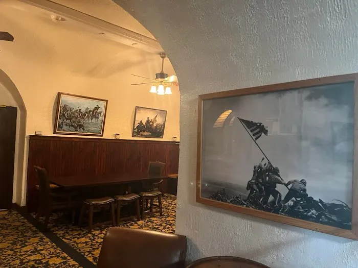 US Marine Corps Tun Tavern Picture 4