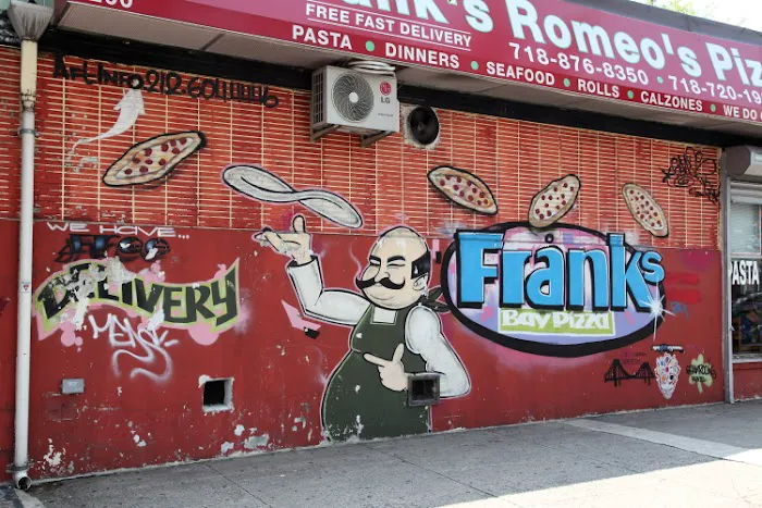 Frank's Bay Pizza Picture 3