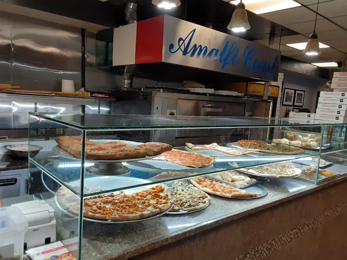 Amalfi Coast Pizzeria and Restaurant Inc Picture 1
