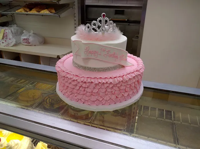David's Custom Cakes Picture 8
