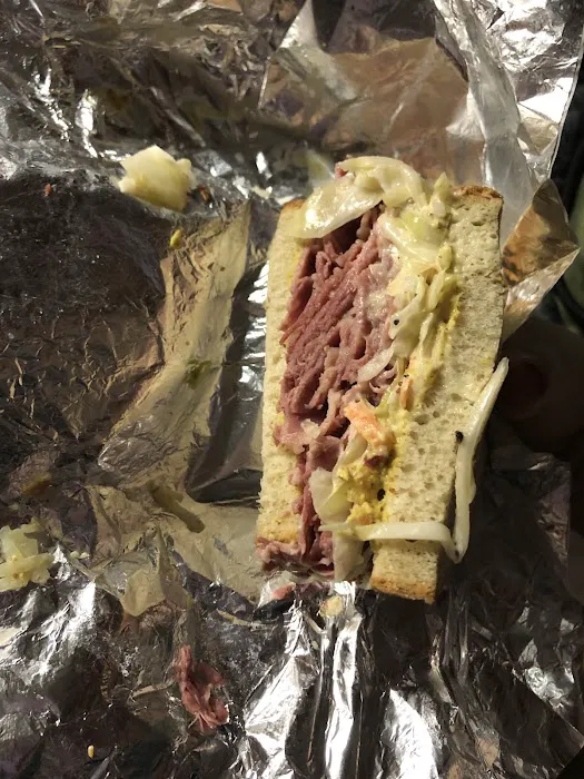 Erving's Brisket Delicatessen Picture 7