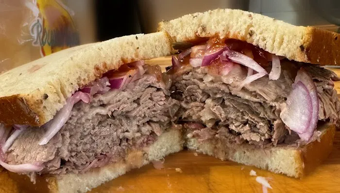 Erving's Brisket Delicatessen Picture 2