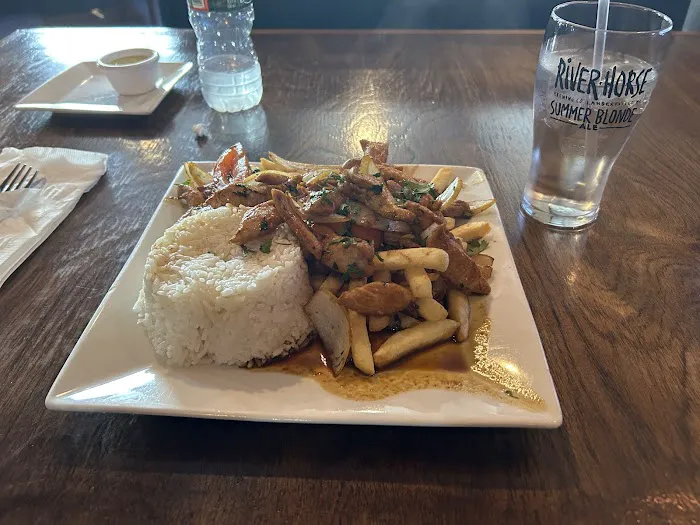 D'CARBON BAR & GRILL Picture 6