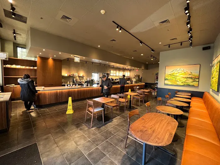 Starbucks Picture 4