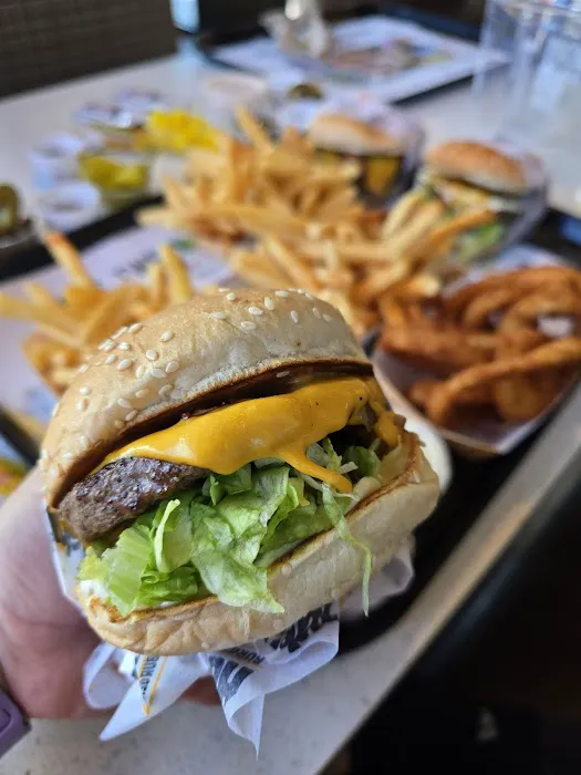 Habit Burger & Grill Picture 2