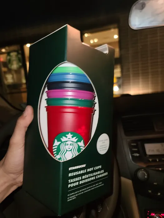 Starbucks Picture 7