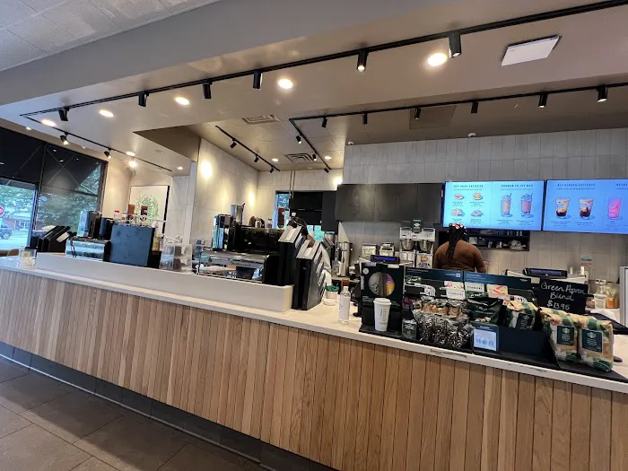 Starbucks Picture 9