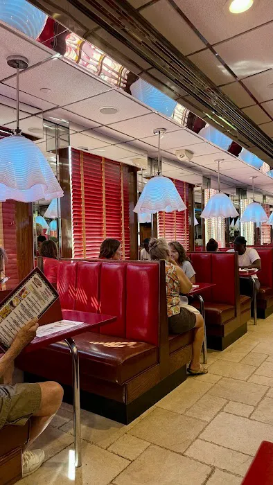 Park Wayne Diner Picture 1