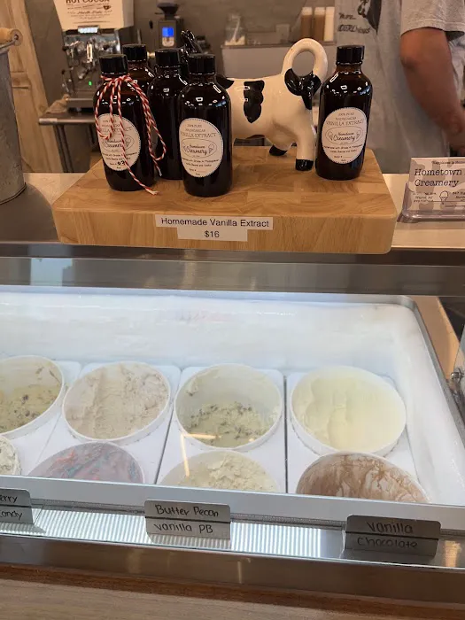 Hometown Creamery Picture 4