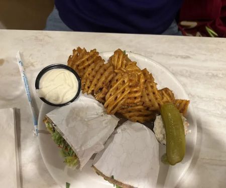 State Line Diner