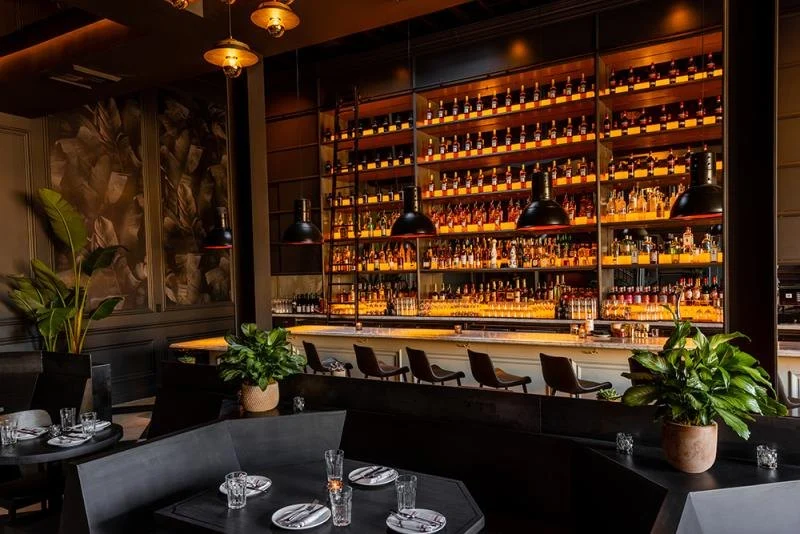 Innovative Bar and Grill Spots for Group Dining