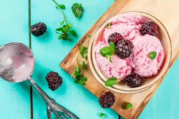 How Ice Cream Shops Are Using Seasonal Ingredients to Stand Out
