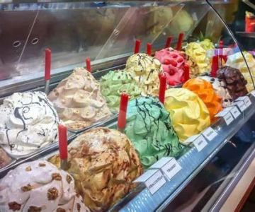 Discovering Ice Cream Shops That Combine Classic and Modern Flavors
