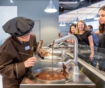 Exploring Chocolate Factories That Offer Tours and Tastings | Dine Droop