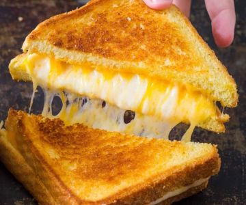 Where to Find the Best Grilled Cheese Near Me: A Comfort Food Classic Done Right