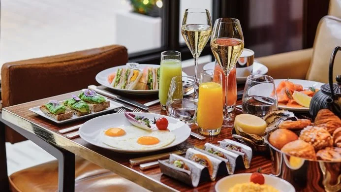 Exploring Brunch Restaurants That Offer Unique Cocktail Menus – Best Places to Visit